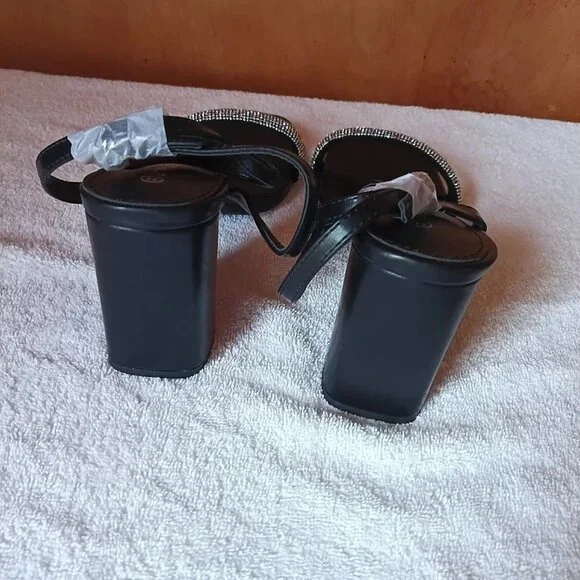 Berness Black Rhinestone Strap Chunky Heel Sandals Women’s Size 11 New in Box - Picture 4 of 6